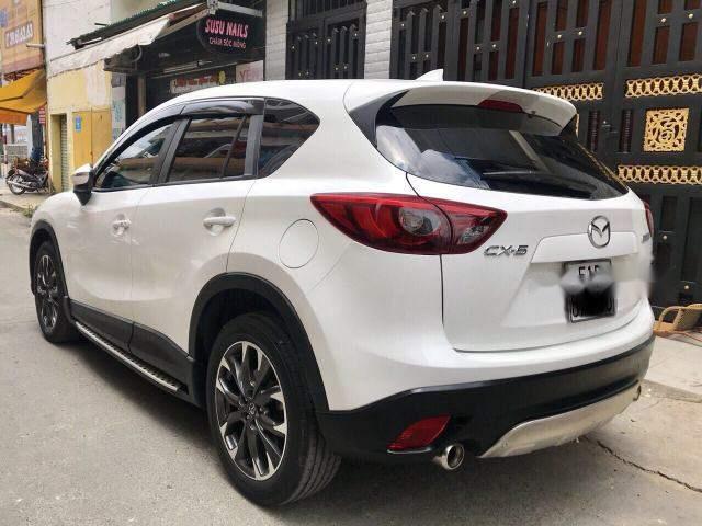 Gia đình bán xe Mazda CX 5 2016, màu trắng  