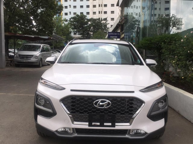 Bán Hyundai Kona 2.0 xăng đặc biệt đời 2018