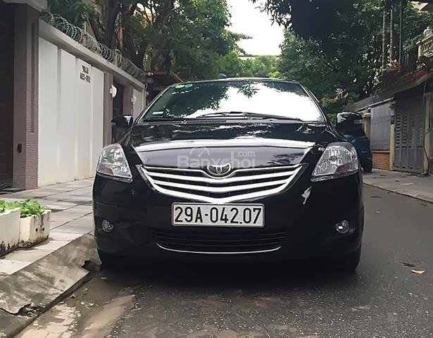 Bán Toyota Vios năm sản xuất 2010, màu đen xe gia đình 