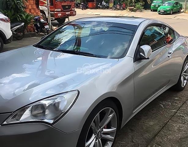 Cần bán xe Hyundai Genesis 2.0 AT đời 2009, màu bạc, nhập khẩu Hàn Quốc  