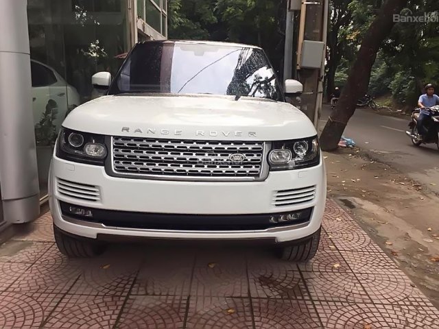 Xe LandRover Range Rover HSE 3.0 năm sản xuất 2015, màu trắng