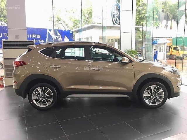 Bán xe Hyundai Tucson 2.0 ATH đời 2018, giá chỉ 830 triệu