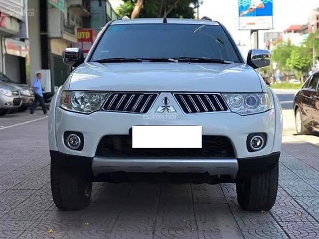 Cần bán Mitsubishi Pajero Sport sản xuất năm 2012, màu trắng
