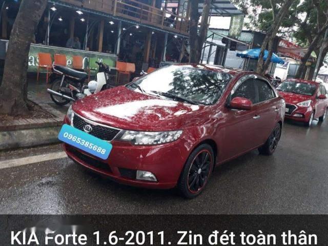 Bán Kia Forte 1.6 đời 2011, màu đỏ số tự động