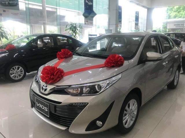 Bán Toyota Vios G năm sản xuất 2018, màu bạc, xe mới 100%