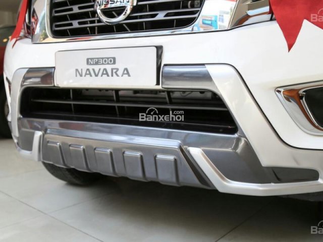 Cần bán xe Nissan Navara E sản xuất năm 2018, màu bạc, nhập khẩu, giá chỉ 625 triệu