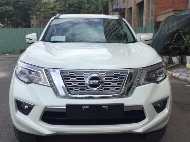 Bán xe Nissan Terra 7 chỗ, sản xuất năm 2018, nhập khẩu nguyên chiếc từ Thái