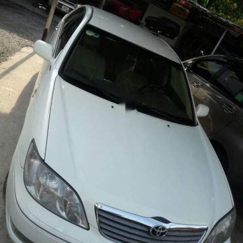 Cần bán gấp Toyota Camry năm 2003, màu trắng