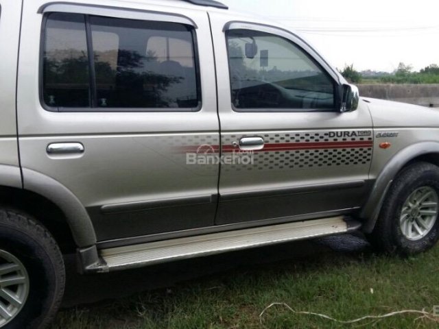 Cần bán xe Ford Everest 2.5MT đời 2006, màu hồng, MTG