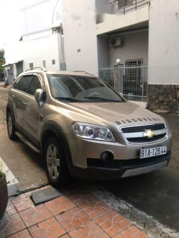 Cần bán lại xe Chevrolet Captiva LT đời 2007, màu vàng như mới 