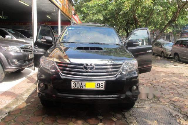 Bán Toyota Fortuner MT sản xuất năm 2013, xe cá nhân, biển Hà Nội