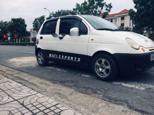 Cần bán gấp Daewoo Matiz MT đời 2005, màu trắng xe gia đình, giá tốt