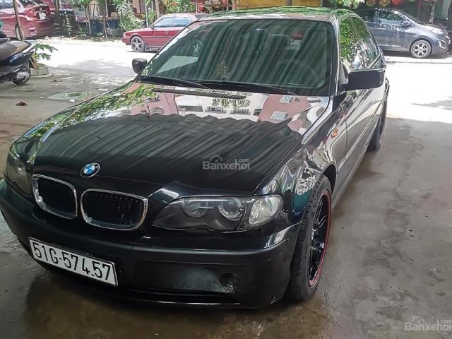 Cần bán lại xe BMW 3 Series 318i 2004, màu đen, xe nhập