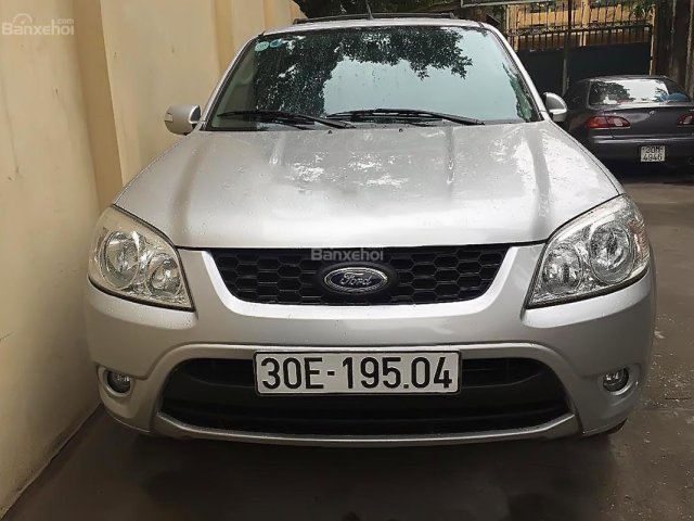 Bán Ford Escape XLS 2.3L 4x2 AT sản xuất năm 2011, màu bạc 