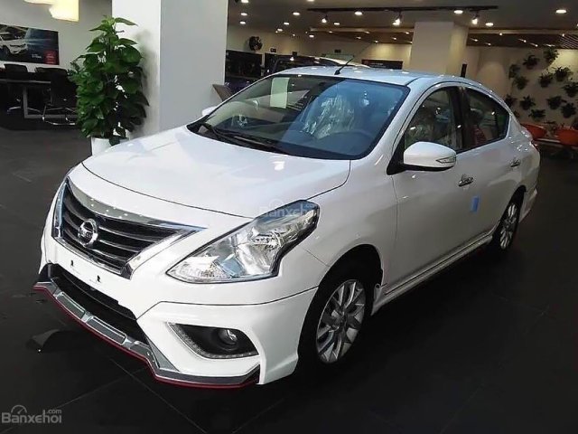 Bán Nissan Sunny XV  Premium S năm sản xuất 2018, màu trắng, giá chỉ 558 triệu