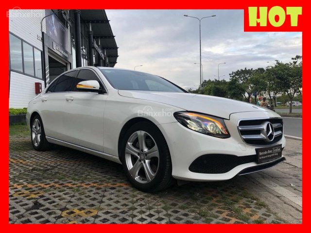 Bán xe Mercedes E250 trắng 2018 như mới, trả trước 750 triệu nhận xe ngay