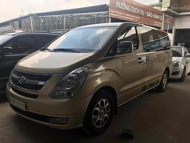 Cần bán lại xe Hyundai Grand Starex 2.5 MT năm sản xuất 2012, màu vàng, xe nhập  