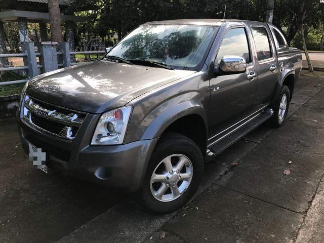 Bán xe Isuzu Dmax đời 2010, màu xám, nhập khẩu xe gia đình, giá tốt