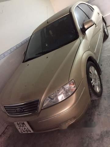 Cần bán gấp Ford Mondeo năm 2003, màu vàng giá cạnh tranh