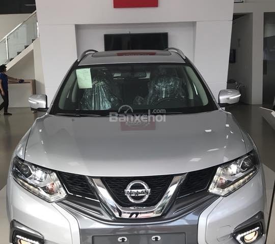 Nissan X-trail 2.5 - 4WD đời 2018, màu bạc, khuyến mãi lên tới 30tr, LH 0987816698 để nhận ngay ưu đãi