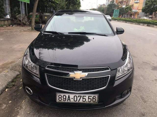 Bán xe Chevrolet Cruze 2012, màu đen như mới