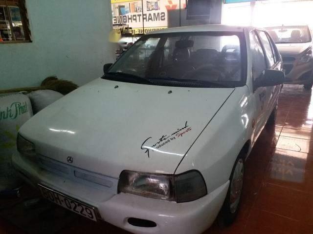 Cần bán xe Daihatsu Charade năm sản xuất 1993, màu trắng, giá tốt