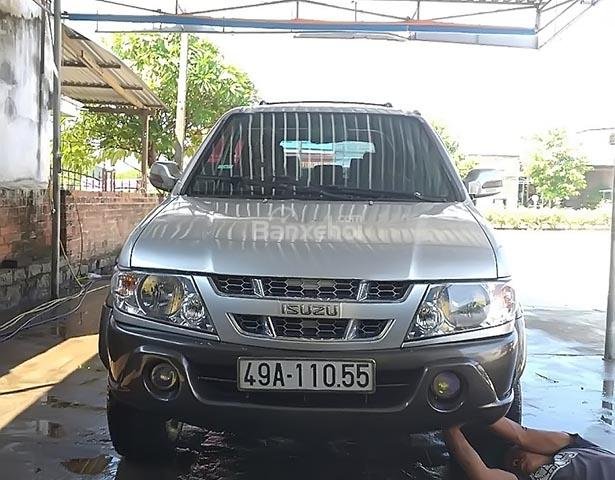 Cần bán xe Isuzu Hi lander đời 2005, màu bạc, giá chỉ 225 triệu