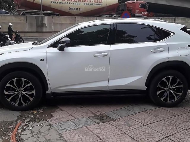 Cần bán lại xe Lexus NX 200T đời 2016, màu trắng, nhập khẩu 