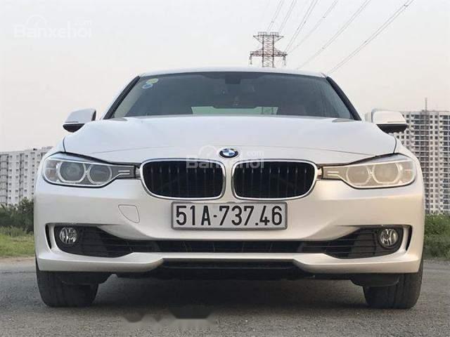 Bán BMW 320i 2013, đăng kí 2014