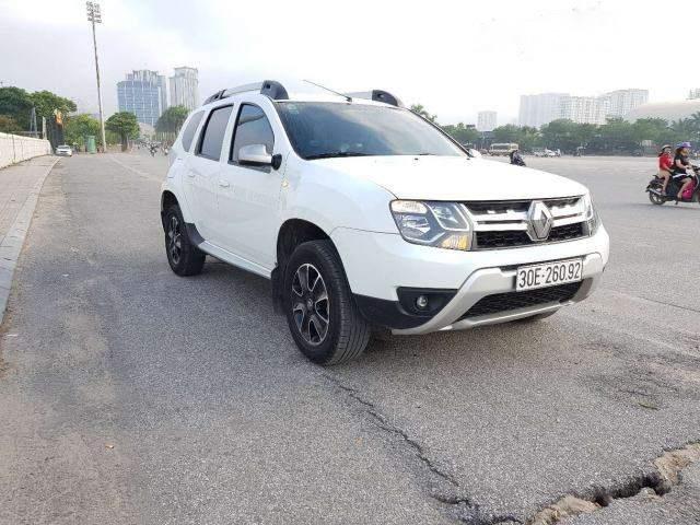 Bán Renault Duster đời 2016, màu trắng0