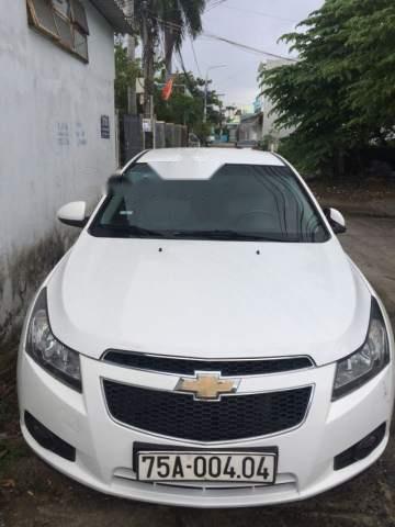 Bán xe Chevrolet Cruze đời 2011, màu trắng, nhập khẩu  