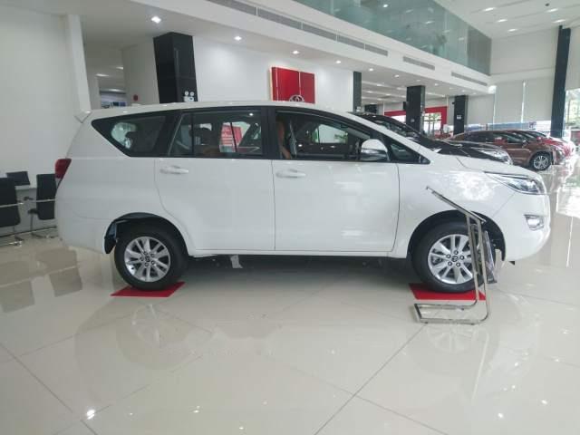 Bán ô tô Toyota Innova 2018, màu trắng, 718tr