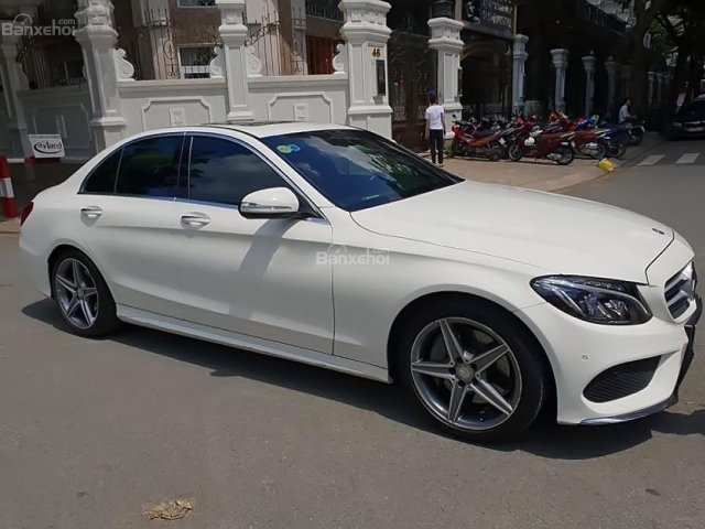 Bán Mercedes C250 AMG đời 2015, màu trắng