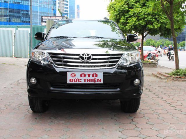 Cần bán ô tô Toyota Fortuner 2.7V năm 2012, chính chủ từ đầu, 705 triệu