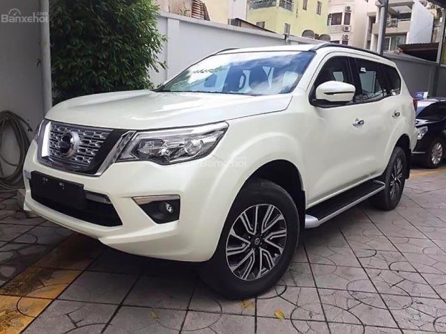 Bán ô tô Nissan Terra V 2.5 AT 2WD đời 2018, màu trắng, nhập khẩu