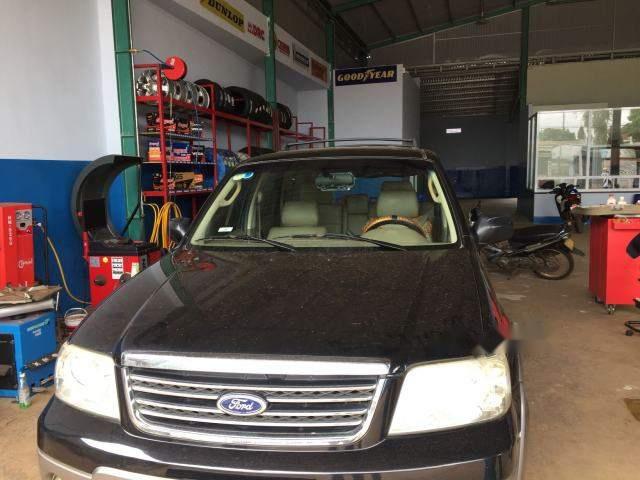 Bán Ford Escape đời 2005, màu đen, nhập khẩu