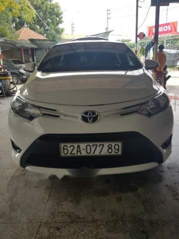 Cần bán gấp Toyota Vios E MT năm sản xuất 2017, màu trắng giá cạnh tranh0