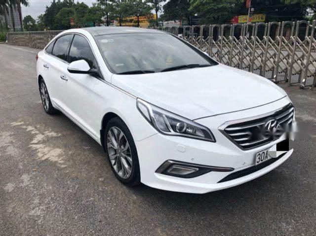 Cần bán gấp Hyundai Sonata 2.0AT 2014, màu trắng, nhập khẩu Hàn Quốc số tự động