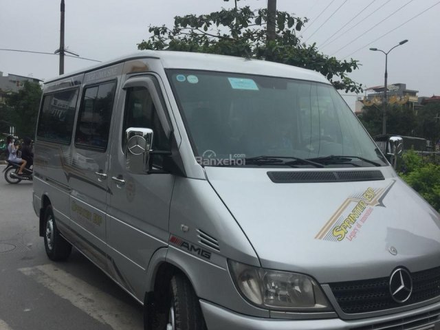 Cần bán xe Mercedes Sprinter đời 2005, màu bạc