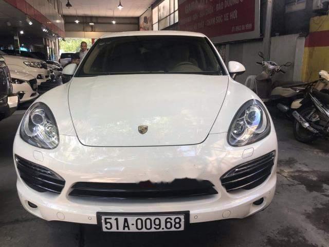 Bán xe Porsche Cayenne năm sản xuất 2010, màu trắng, nhập khẩu