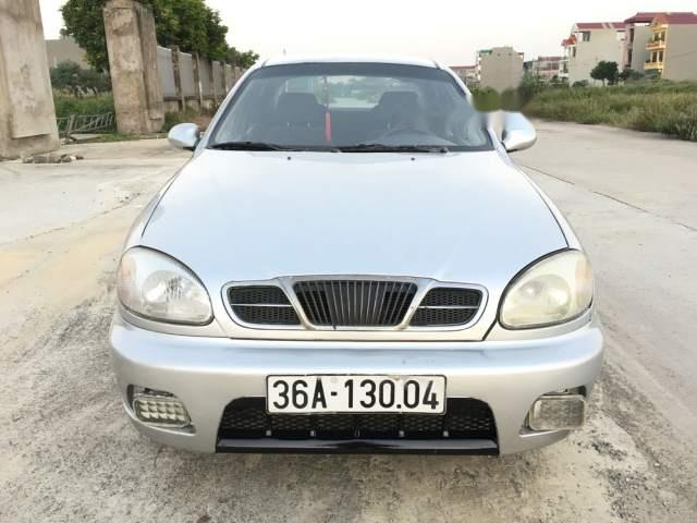 Cần bán gấp xe cũ Daewoo Lanos đời 2004