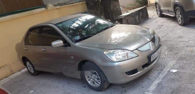 Cần bán lại xe Mitsubishi Lancer 2003 xe gia đình