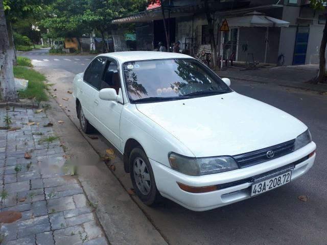 Bán Toyota Corolla sản xuất 1998, màu trắng, xe nhập, 145tr0