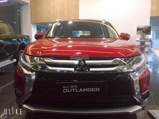 "Hot " Cần bán ô tô Mitsubishi Outlander 2.0 đời 2018, màu đỏ, trả trước 180 triệu, liên hệ: 0968.660.828