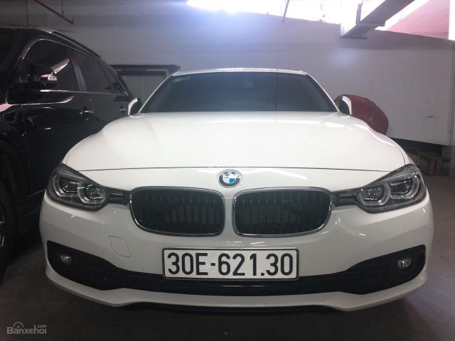 Bán ô tô BMW 3 Series 320i năm 2016, màu trắng, nhập khẩu