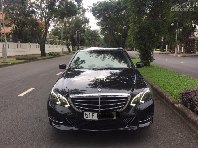 Hàng hót bán Mercedes E200, sản xuất 2014 đăng ký lần đầu 2015. Lắp thêm camera 360