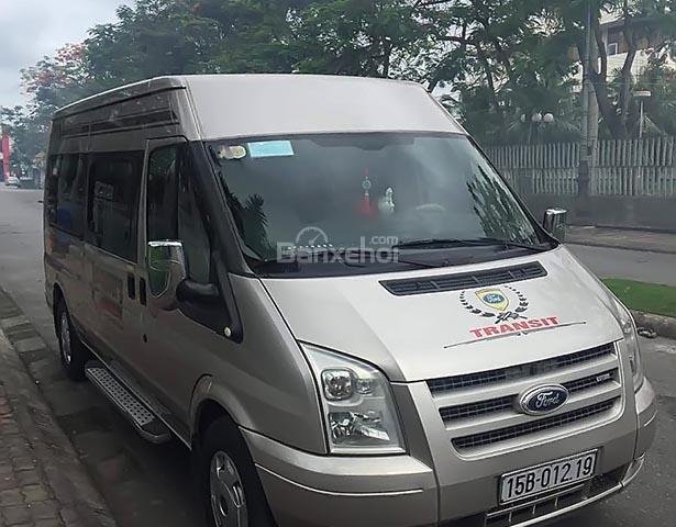 Chính chủ bán Ford Transit 2.4L năm 2011, màu bạc