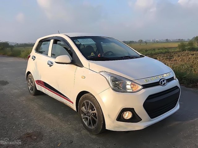 Gia đình bán Hyundai Grand i10 2014, màu trắng, nhập khẩu