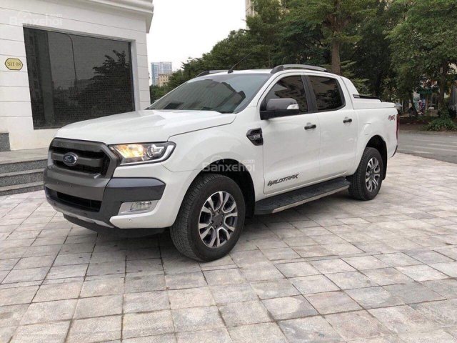 Bán xe Ford Ranger 2.0L Wildtrak và 2.2L XLS 2019, PK: Nắp thùng, lót thùng sau, BHVC, phim, LH ngay: 093.543.7595