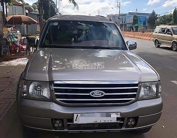 Ô tô Thanh Bình bán Ford Everest 2.5L 4x2 MT sản xuất 2006, màu vàng số sàn